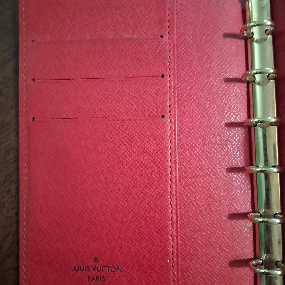 Red Textured Wallet - Picture 5 of 15
